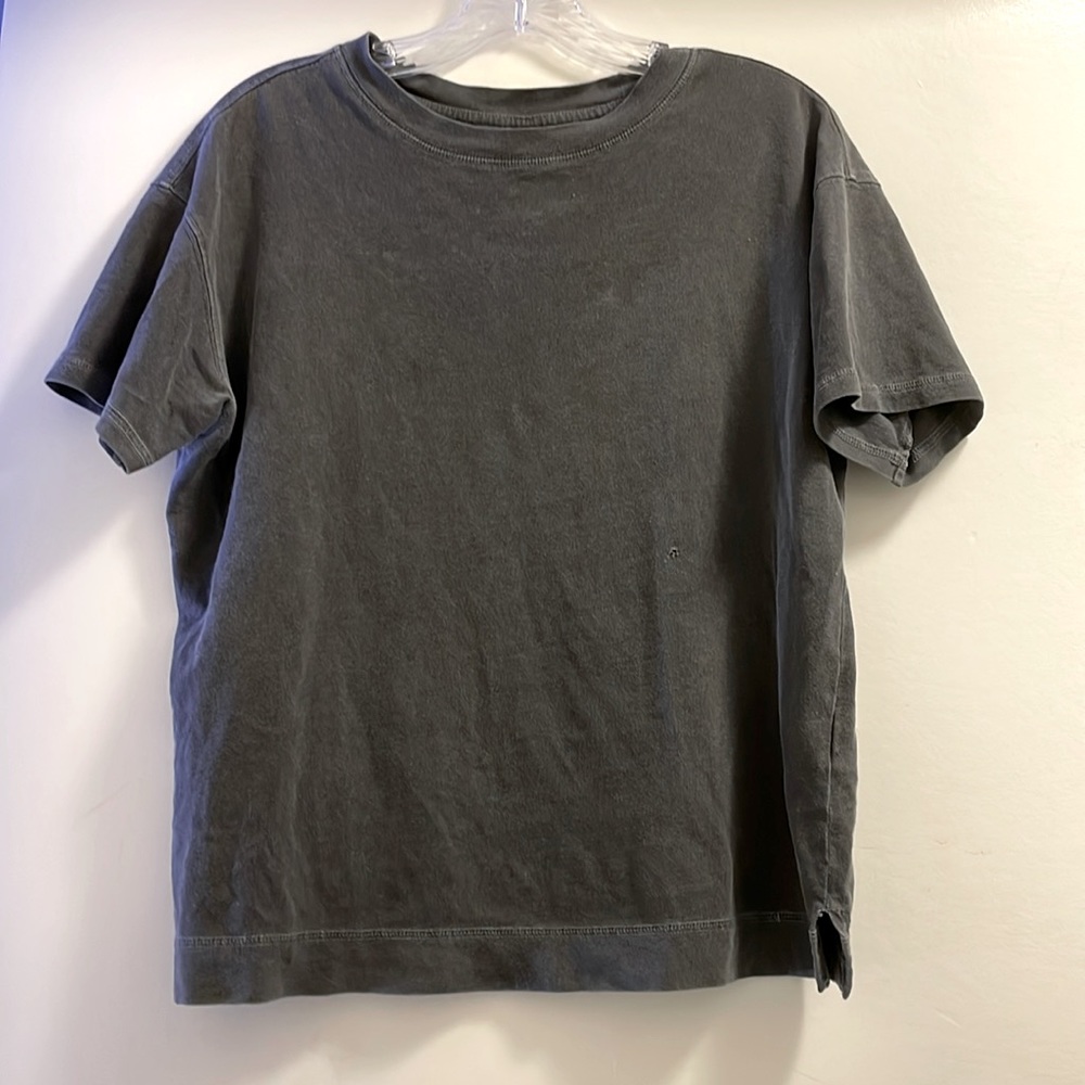 Old Navy T-Shirt